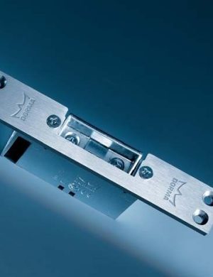 Электрозащелка Dorma 117, 6-12В c ответной запорной планкой FLM из нерж. стали 3 мм