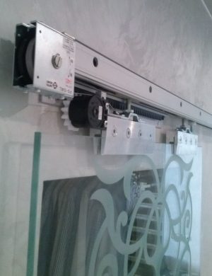 Дотягувач розсувних дверей Nitto NSC-60C Motion Sliding Door Closer