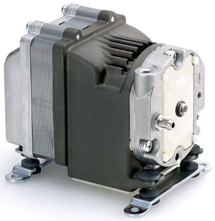 Компресcор-поршневой-NittoKohki-DAH-102-12В-24В. DC-compressor nitto kohki dah-102