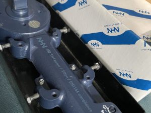 Доводчик напольный маятниковый NHN-650 качающихся дверей. Підлоговий механізм закриття зачинення дверей. Double action floor spring door closer