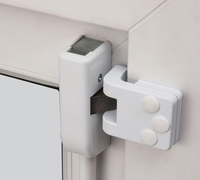 Антипанка Exidor 500_AssaAbloy на пластик дверь