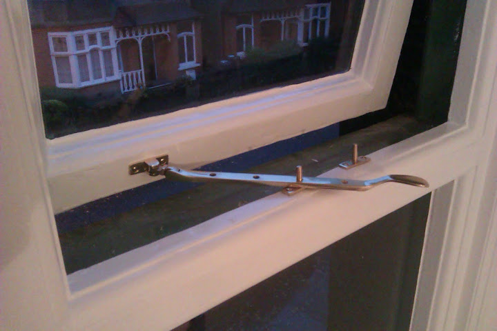 Упор для фиксации открытого окна samuelheath window fitting casement stay