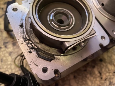Ремонт обслуживание сервіс компрессора Medo NittoKohki каналізації септика біотал. Установка ремкомплекта, замена фильтра, поршня, чистка