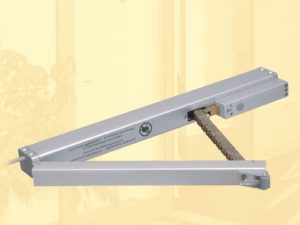 Електропривід D+H DDS 50/500 24В ричажний димовидалення пожежної вентиляції забезпечує автоматичне відкриття дверей пожежної екстренної аварійної евакуації по сигналу "Пожежа". Folding arm drive for smoke heat ventilation SHEV-RWA