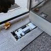 Ремонт-Замена-Доводчиков-Стекл-Дверей-GEZE Заміна ремонт GEZE TS-550 Floor Spring Hinge Double Action Door Closer Bodentürschließer регулювання механізму підлогового нижнього доводки маятникових скляних дверей. Замена, регулировка доводчика