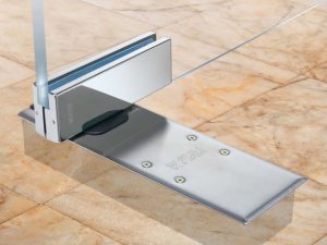 Заміна ремонт RYOBI Floor Spring Hinge Double Action Door Closer Bodentürschließer регулювання механізму підлогового нижнього доводки маятникових скляних дверей. Замена, регулировка доводчика