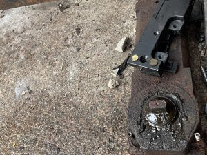 Заміна ремонт G-U UTS-840 Floor Spring Hinge Double Action Door Closer BodenTürschließe регулювання механізму підлогового нижнього доводки маятникових скляних дверей. Замена, регулировка доводчика