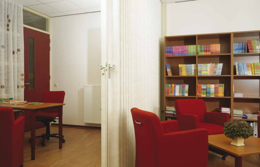 Перегородка Гармошка Штора Винилова Текстиль Folding Flex Fabric Vinyl Partition Algaflex Haro Wall