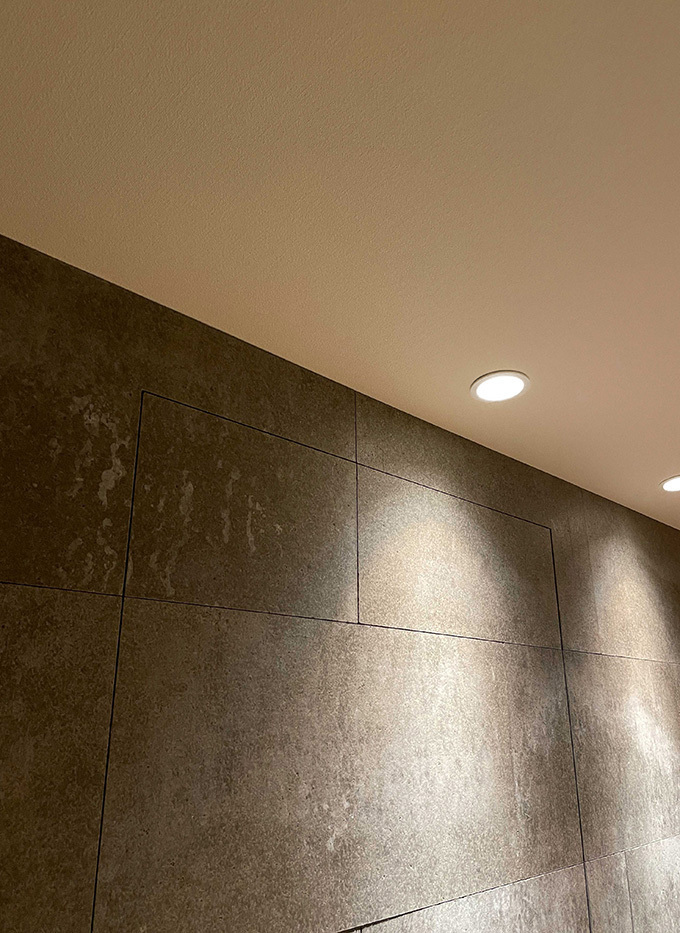 Cистема раздвижных сдвижных дверей Coplanar-Flush-Lateral-Sliding-Concealed-Hidden-Door-System-Sugatsune-MFU1200 Cкрытая копланарная система раздвижных сдвижных дверей с доводчиком плавным закрыванием Lateral Flush Sliding Door System MFU1200 Sugatsune MonoFlatUnison
