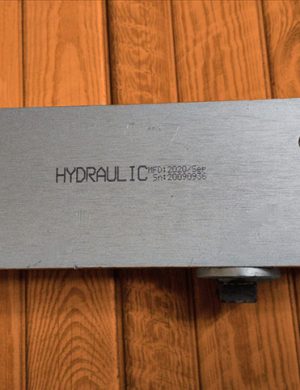 Дотягувач петля завіса скляних маятникових півот дверей Hydraulic Door Closer Pivot Double Action Hinge. Patch fitting for glass